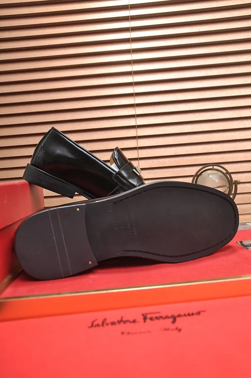 Men's shoes 💰620💶 [Ferragamo/Ferragamo] The latest model in the counter. Original imported open-sided high-quality cowhide hand-woven + imported 🐂 cowhide + original luxury metal buckle + original combination outsole. Comparative and stress-free 38--45 (45 custom-made)